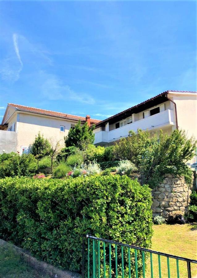 Apartments With Boat Mooring Marija Supetarska Draga Exterior photo